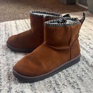 Muk Luks Side Zip WinterBoots - Tasha Chestnut 8 Medium